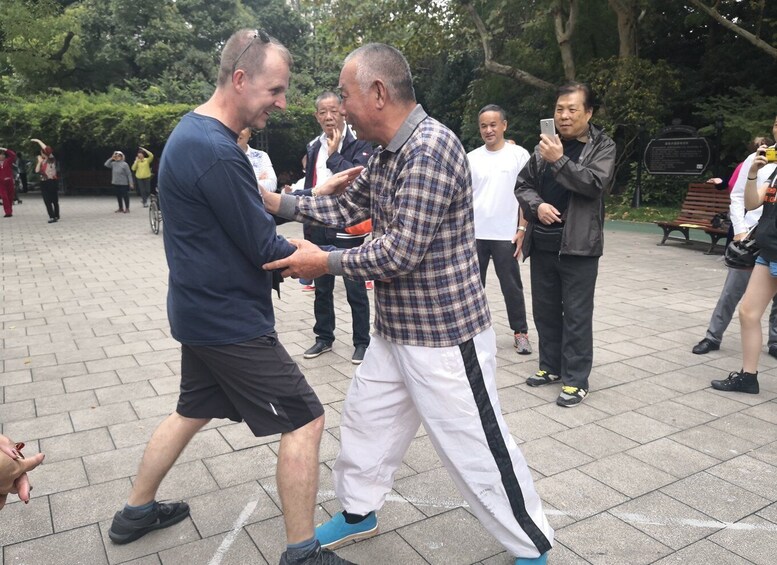 Picture 8 for Activity Shanghai: Herb Market, Taoist Temple and Tai Chi Bike Tour