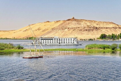 Fra Aswan: 4-dagers nilcruise med turer, henting og avlevering