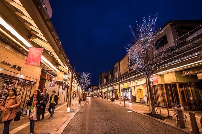 Takayama Night Tour