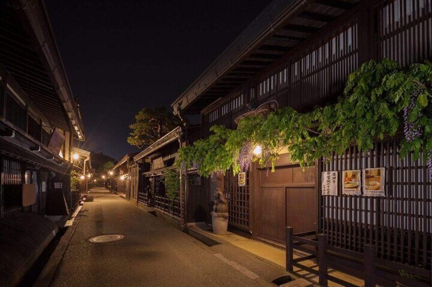 Takayama Night Tour