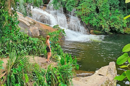 Paraty: Jungle Waterfalls and Cachaça Distillery Jeep Tour