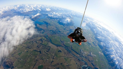 Skydive Wanaka 9,000ft, 12,000ft or 15,000ft