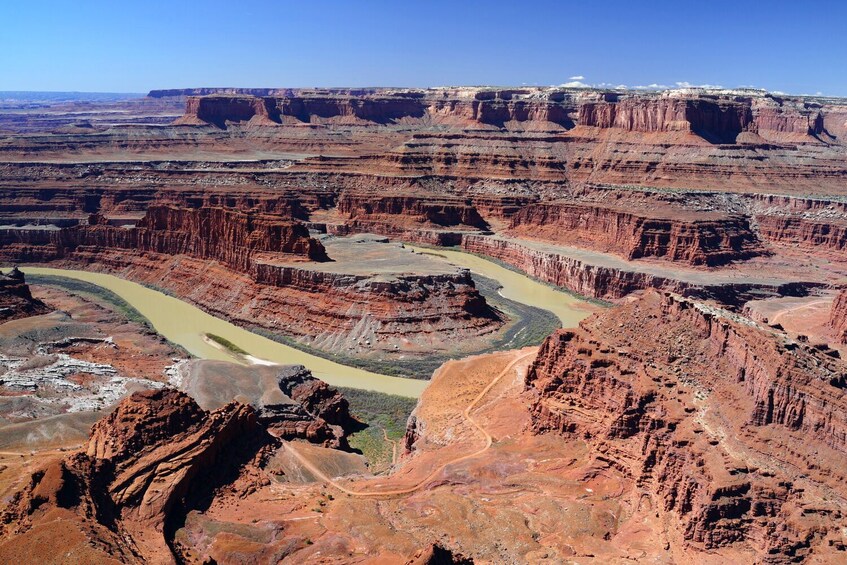 Arches, Canyonlands & la sal Driving Audio Tour