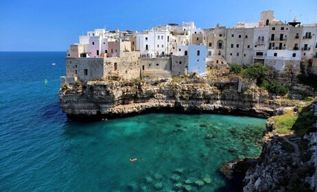 Recorrido a pie por Polignano a Mare