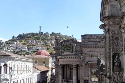 Quito: Byens højdepunkter og madvandretur