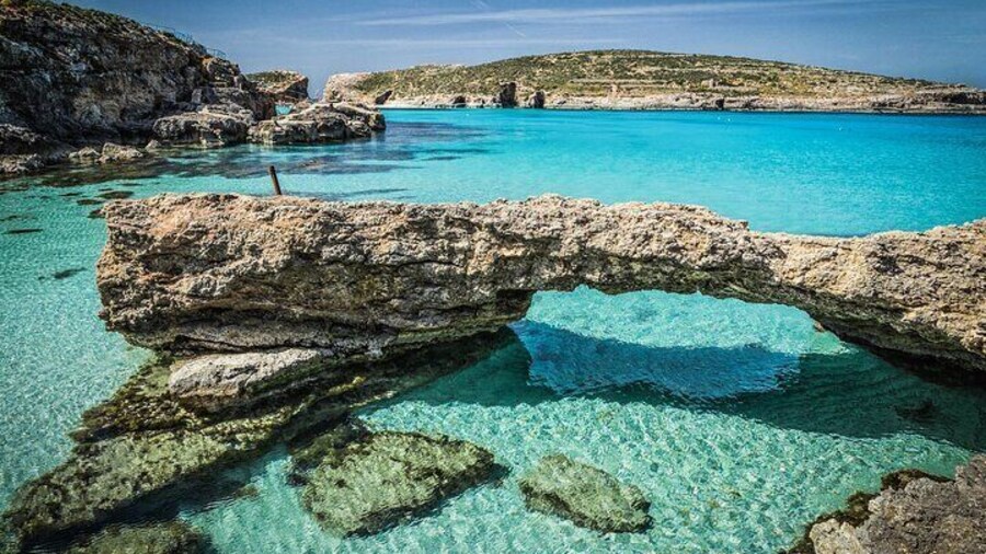 Comino Blue Lagoon Round Trip Ferry from Malta