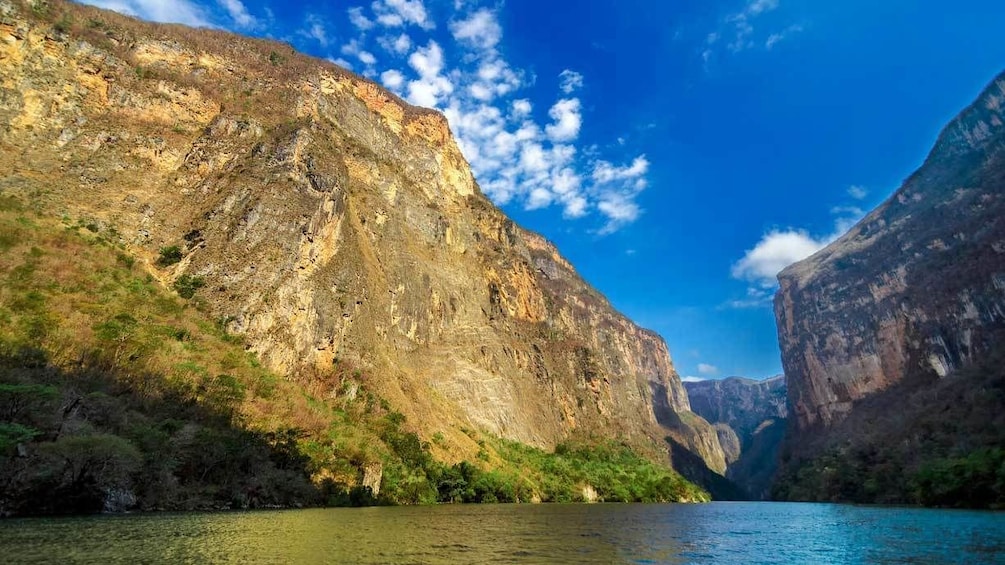 Sumidero Canyon
National park in Mexico