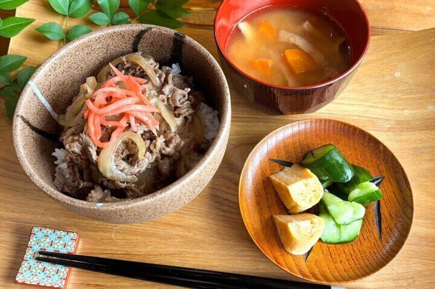 Gyudon - Japanese Beef Rice Bowl Cooking Experience
