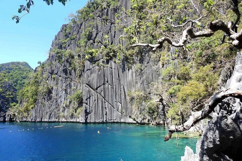 Coron Island Hopping Tour B with Skeleton Wreck & Barracuda Lake