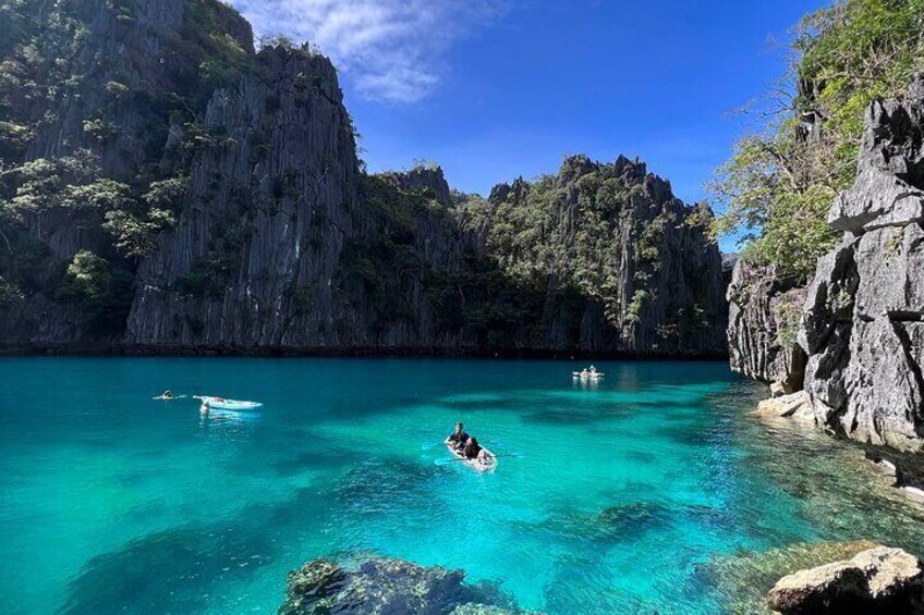 Coron Island Hopping Tour B with Skeleton Wreck & Barracuda Lake