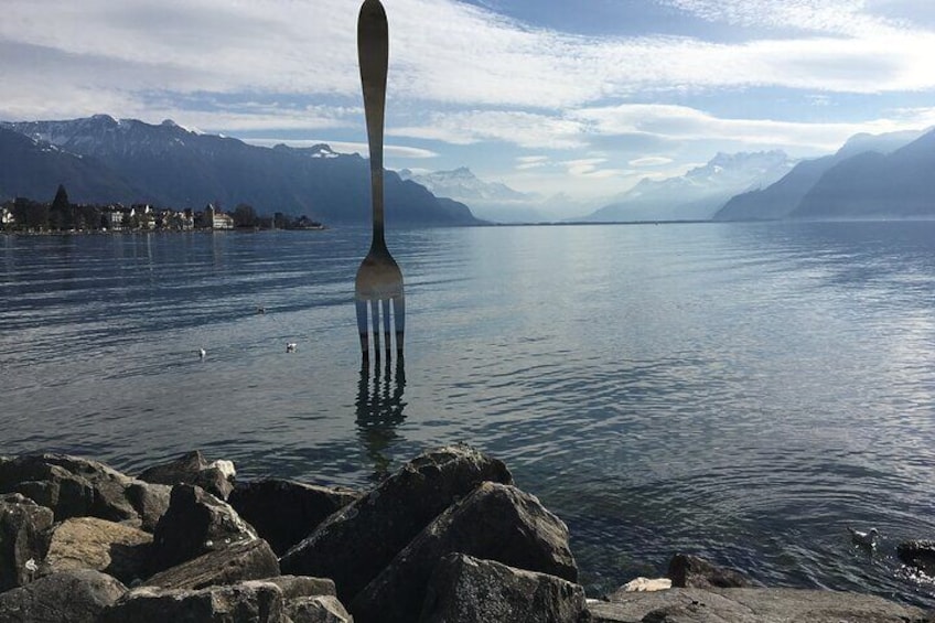 Historical Walking Tour of Vevey for Families
