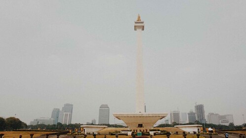 Jakarta: National Monument and Miniature Indonesia Tour