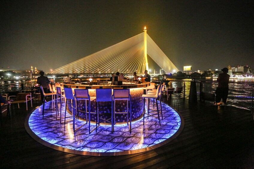 Romantic Saffron Cruise on the Chao Phraya