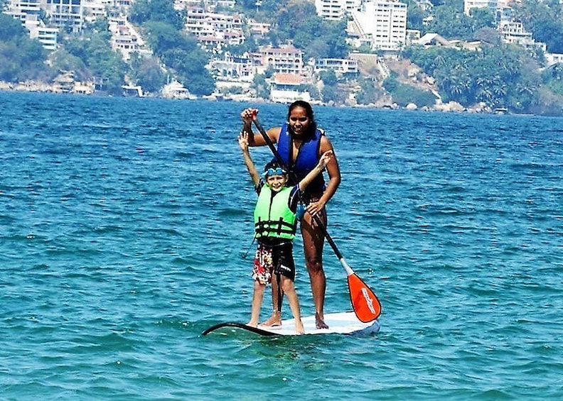 Acapulco Snorkeling & SUP Paddle Boarding with Lunch