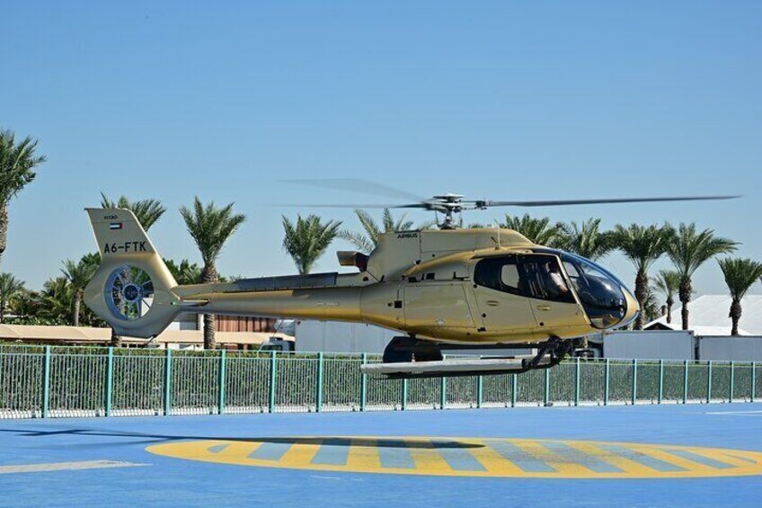 Dubai Private Helicopter Tour in 45 Minutes