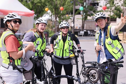 Seoul: City Highlights Morning eBike Tour