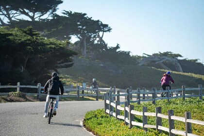 Monterey : Location de vélos électriques d’une demi-journée