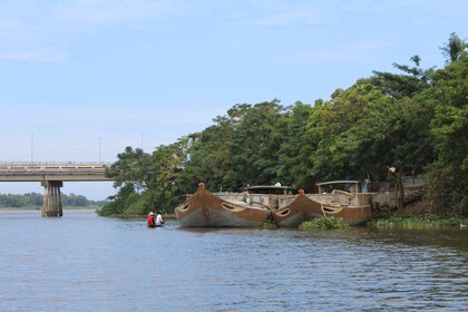 Hoi An/Da Nang: My Son Middagtour: Banh my en cruise