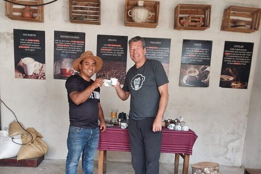Coffee tour near the Agua Volcano with tasting