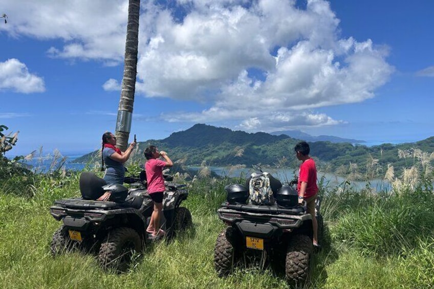 Trip to the heart of Tahaa Safari Mountains in Quad