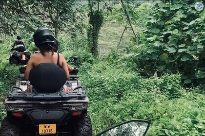 Trip to the heart of Tahaa Safari Mountains in Quad