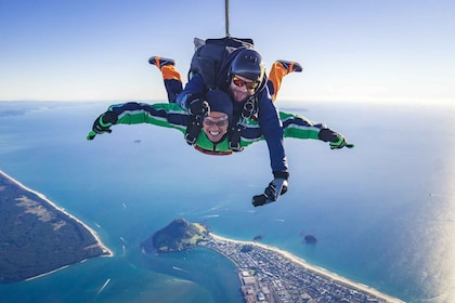 Fra Tauranga: Faldskærmsudspring over Mount Maunganui