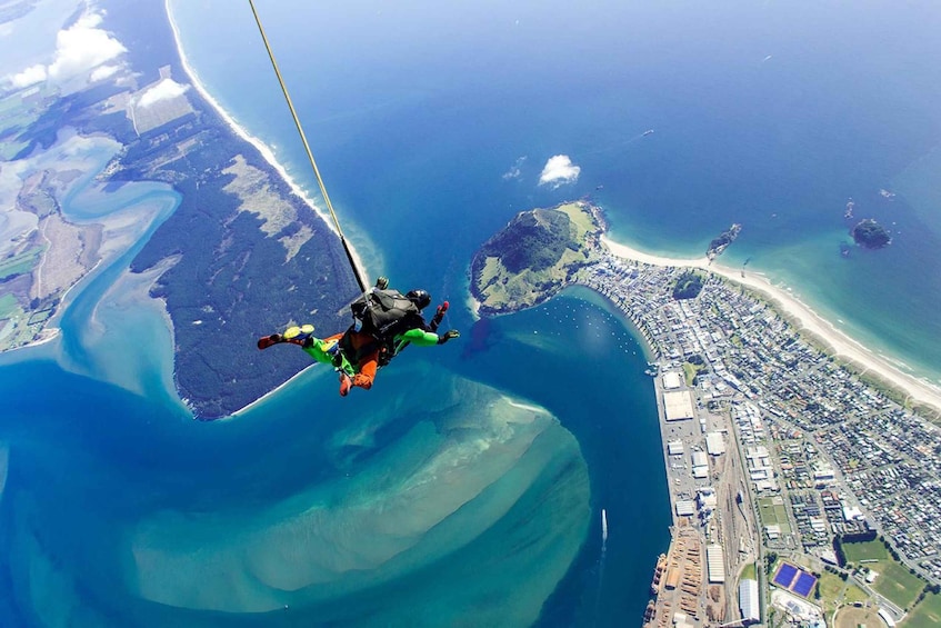 Picture 2 for Activity From Tauranga: Skydive over Mount Maunganui