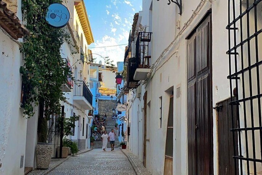 2 Days Wine trip in the romantic village Altea!