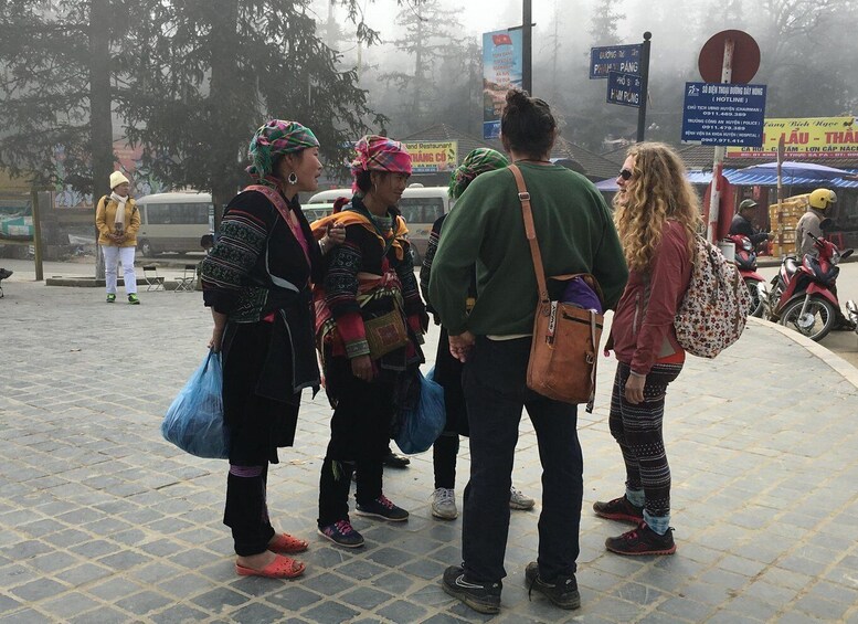 From Hanoi: 3-Day Sapa Trekking with Limousine Transfer