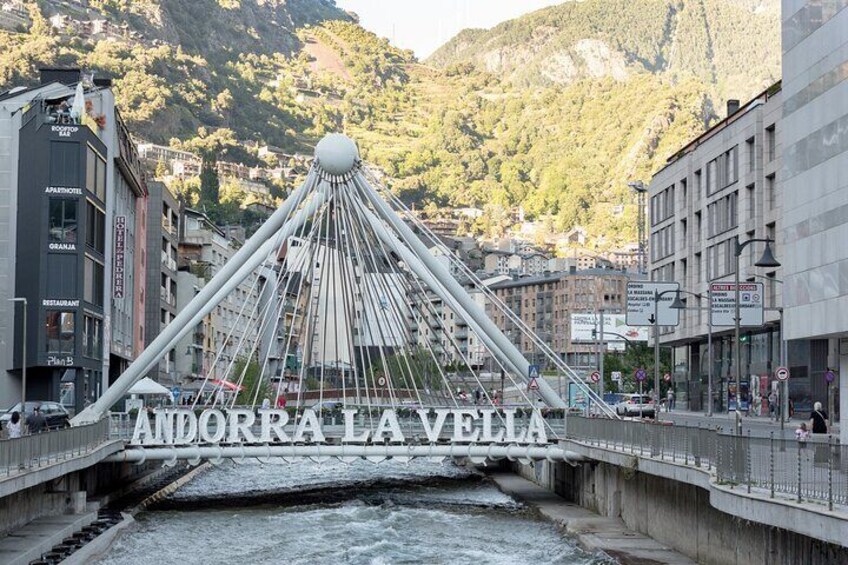 Private Walking Tour of Andorra with Local Guide and Transfer