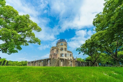 Full Day Hiroshima Guide and Photo Private Walking Tour