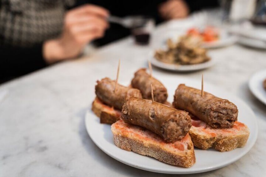 Bilbao Food Tour: Pintxos, Drinks, and Tapas with a Local