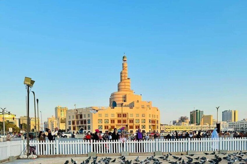 Sightseeing Doha City with Full Explanation by Licensed Guide
