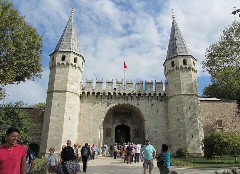 Picture 20 for Activity Istanbul: Full Day Private Guided Tour for Iconic Landmarks