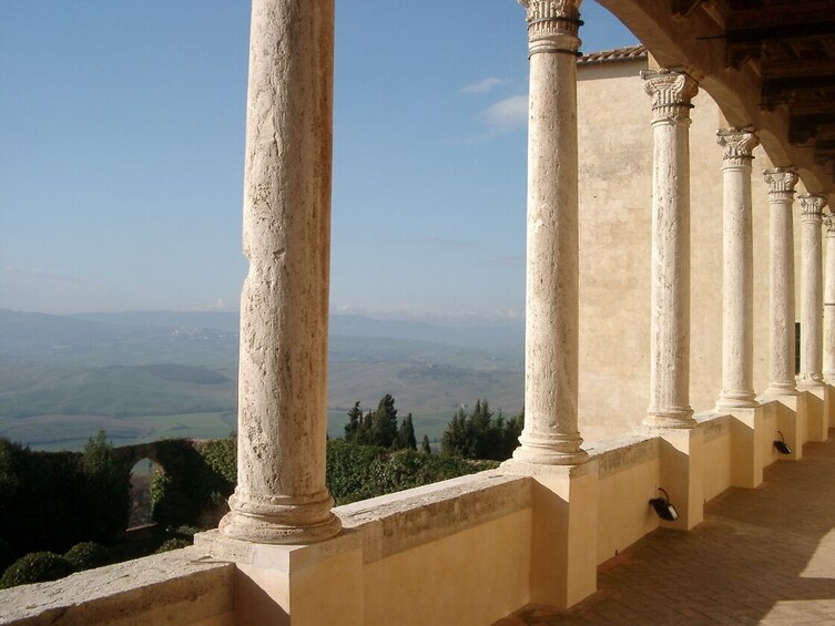 Land of Brunello: Pienza, Montalcino, Temple of Brunello, Sant'Antimo