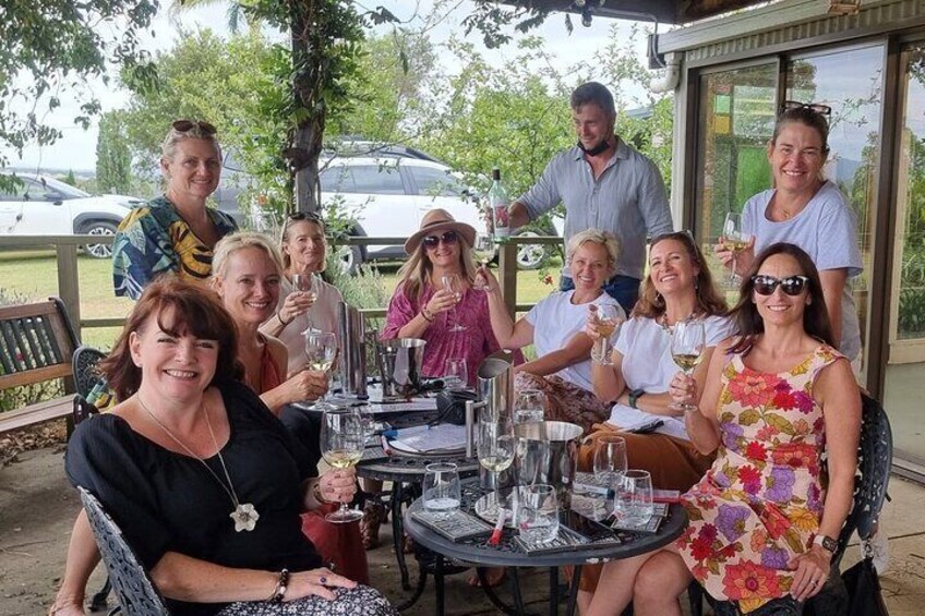 Half Day Wine Tour with Light Lunch at Hunter Valley