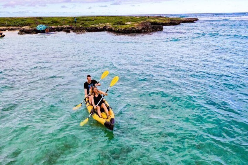Discover Popoia Island and Kailua Bay by Kayak Guided Tour