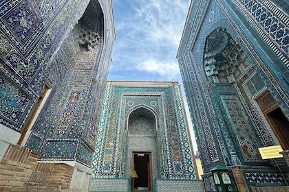 Samarkand City Tour from Silk Paper Factory to Registan Square