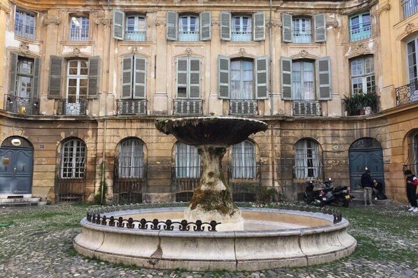 An Authentic and Warm Visit to Aix en Provence