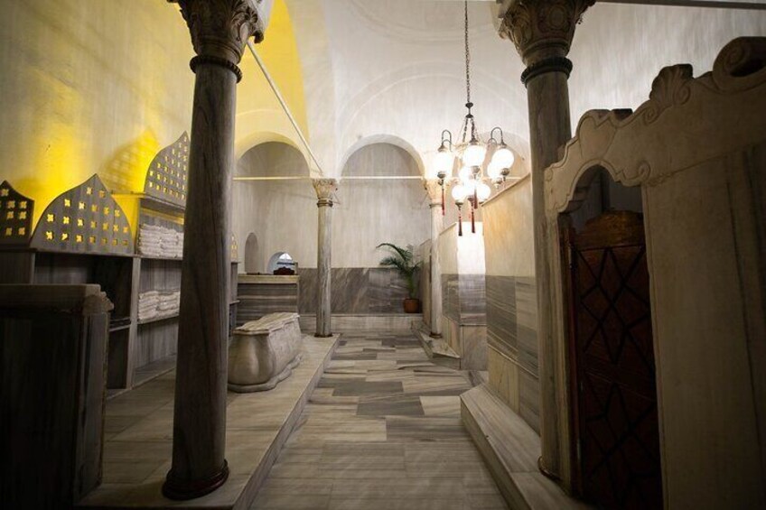 Istanbul Cagaloglu Hamam Experience in Old City