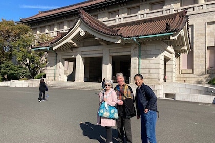 3Hour Tour to Tokyo National Museum and places related to Ukiyo-e