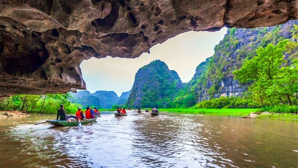 Picture 11 for Activity From Hanoi: Tam Coc, Hoa Lu & Mua Caves Full-Day Trip