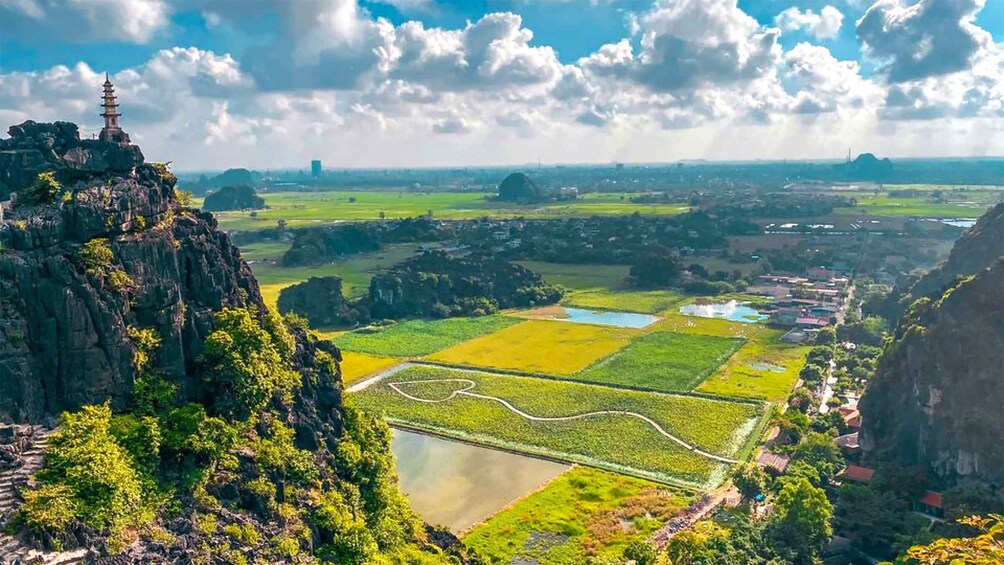 Picture 17 for Activity From Hanoi: Tam Coc, Hoa Lu & Mua Caves Full-Day Trip