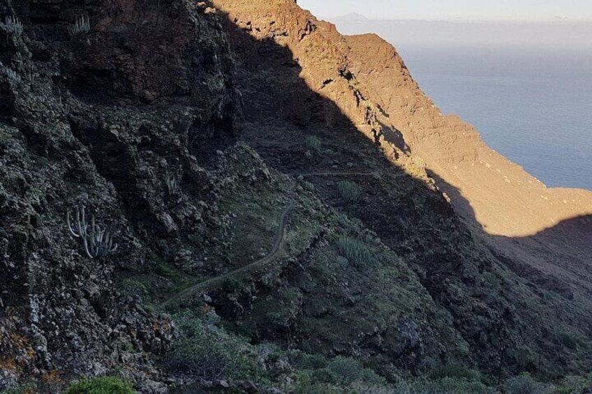 Hiking Route to Guguy or Guigui Beach