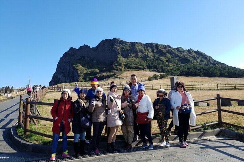 jeju island Jumbo taxi Private tour with Mr.Hong East of jeju