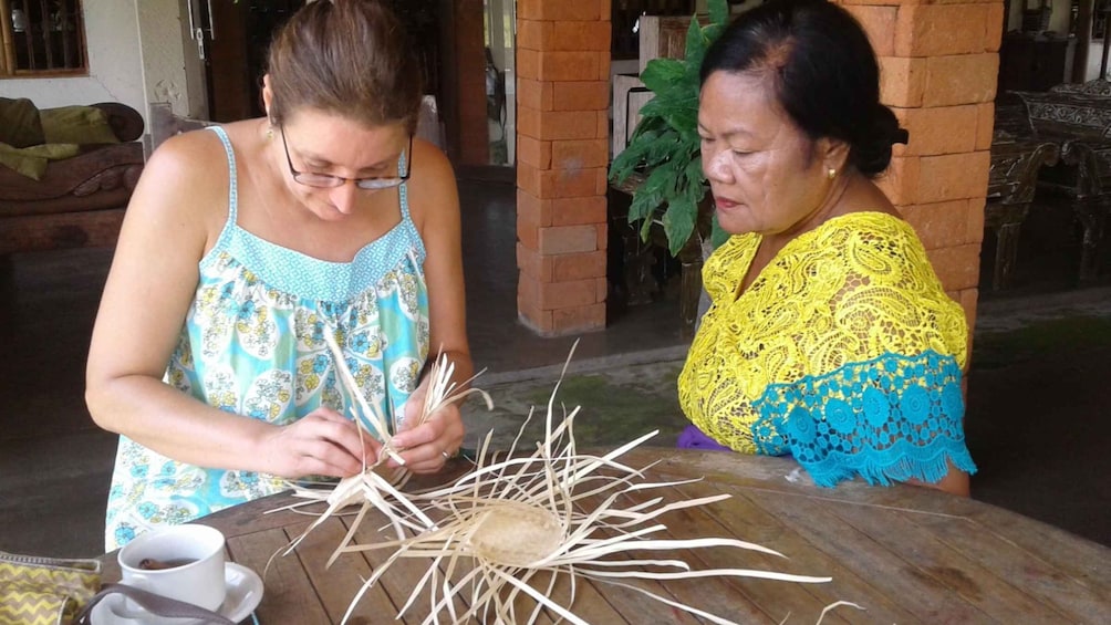 Ubud: Traditional Basket Weaving Class