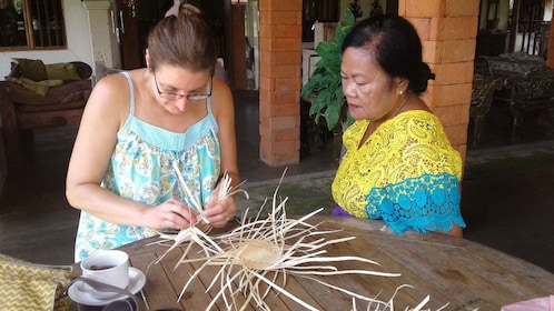 Ubud: Traditional Basket Weaving Class