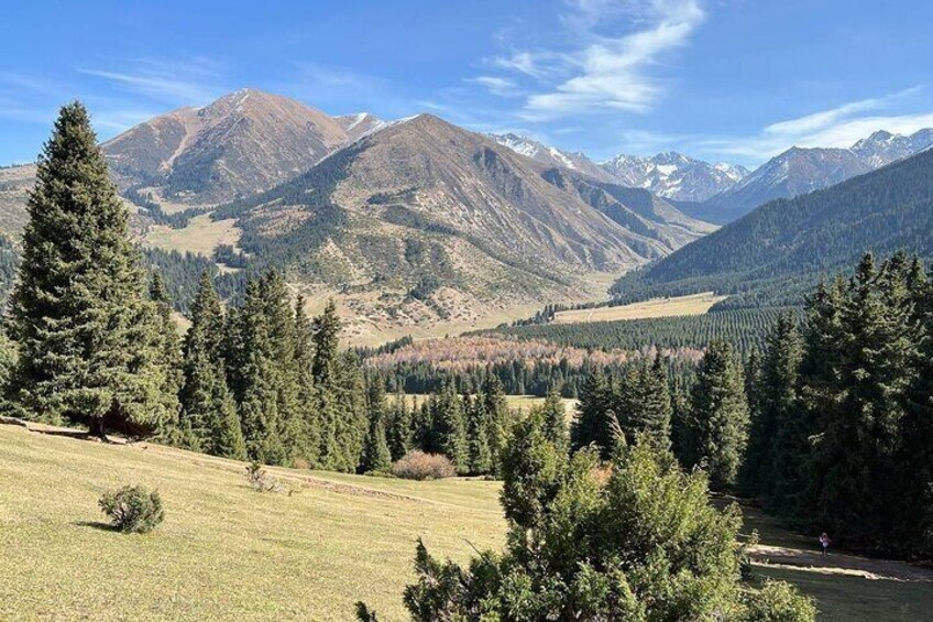 Mountains of Kyrgyzstan around Lake Issyk-Kul in 3 days