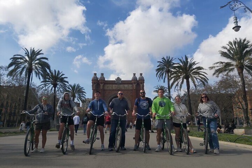 Private Family Bike Tour in Barcelona