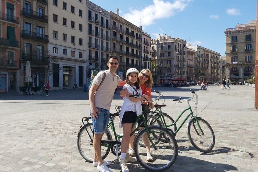 Private Family Bike Tour in Barcelona
